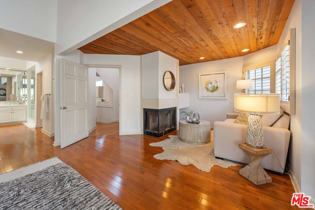 134 Roma Ct