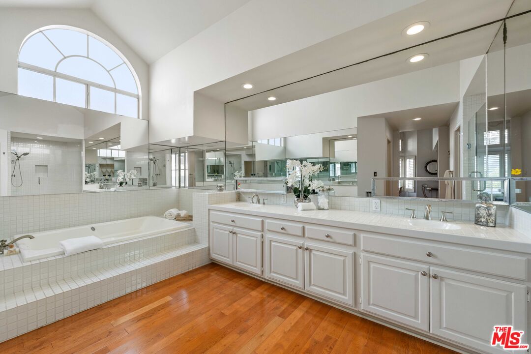 134 Roma Ct