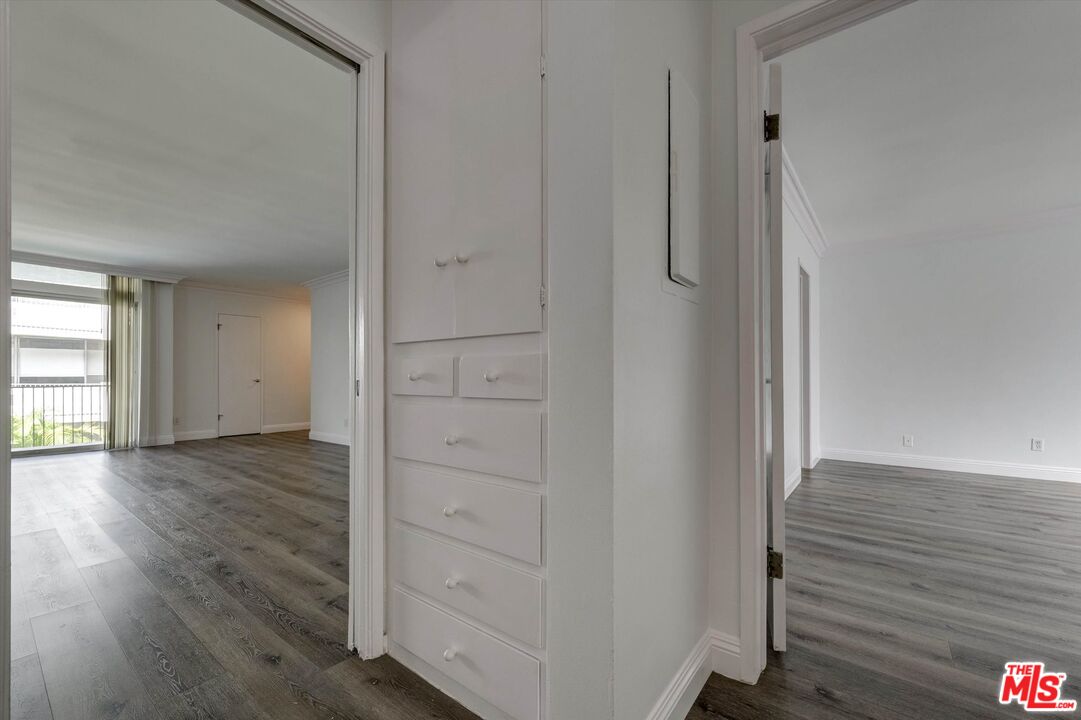 1200 N Flores St Unit: 207