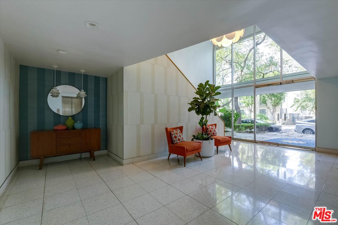 1200 N Flores St Unit: 207