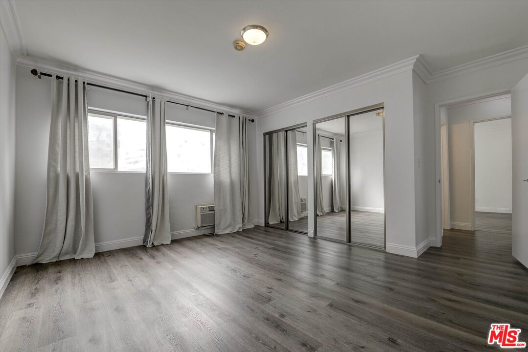 1200 N Flores St Unit: 207