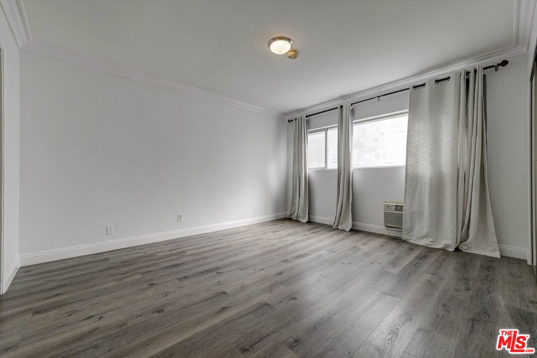 1200 N Flores St Unit: 207