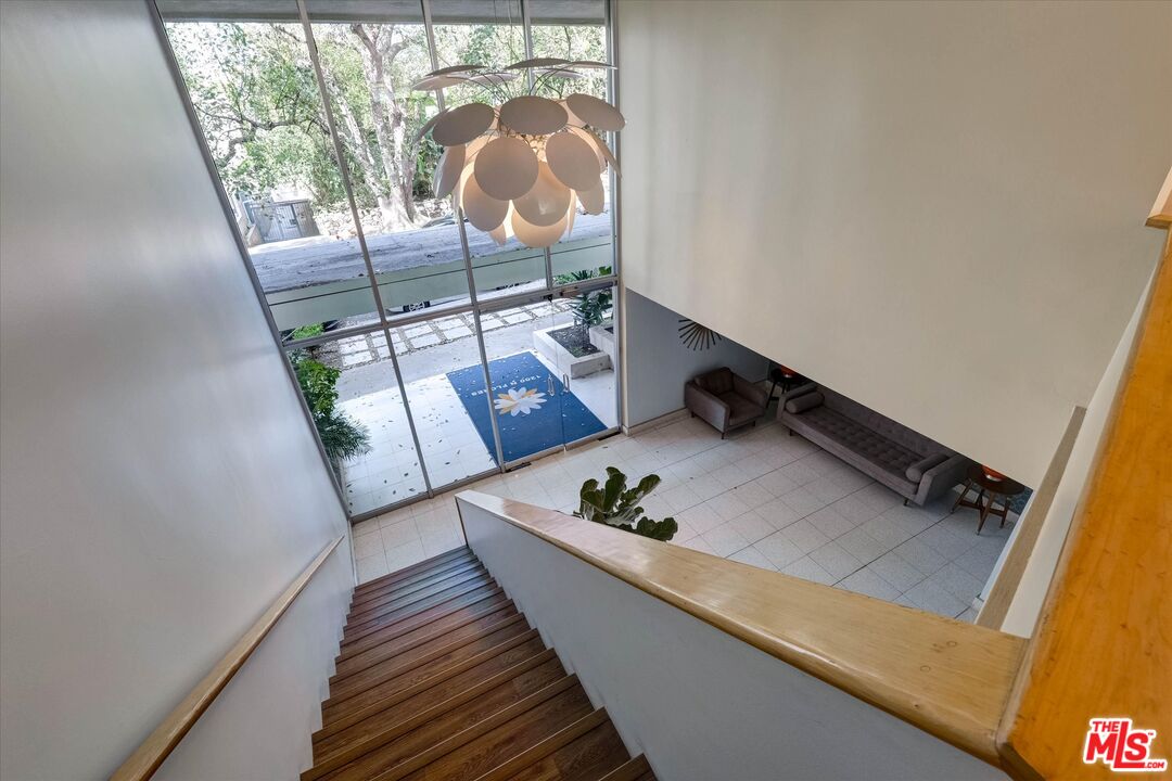 1200 N Flores St Unit: 207