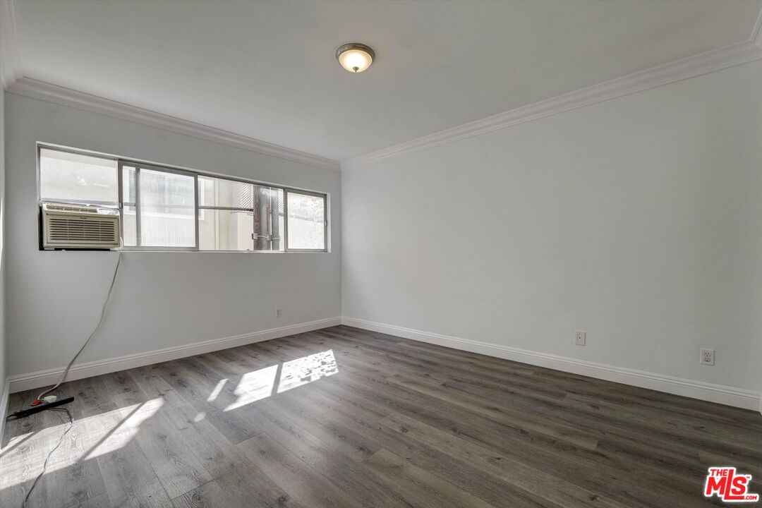 1200 N Flores St Unit: 207