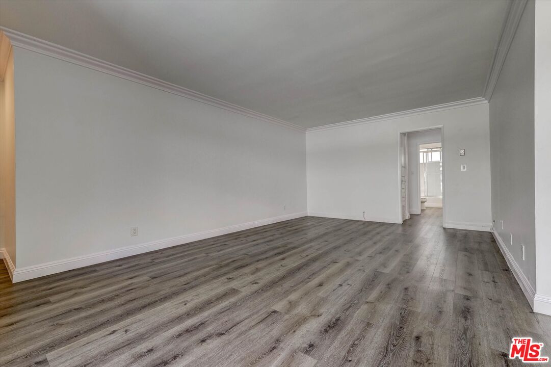 1200 N Flores St Unit: 207
