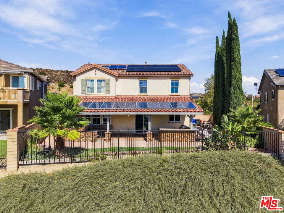 28035 Linda Ln