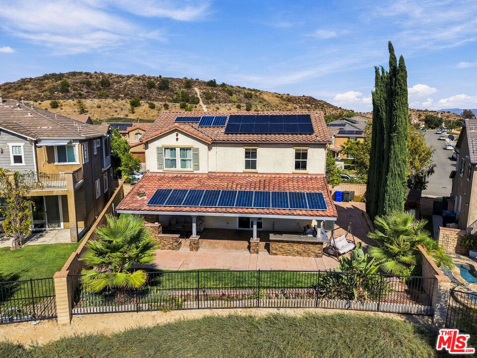 28035 Linda Ln