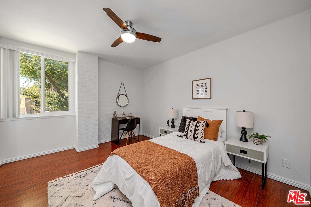 540 Kelton Ave Unit: 105