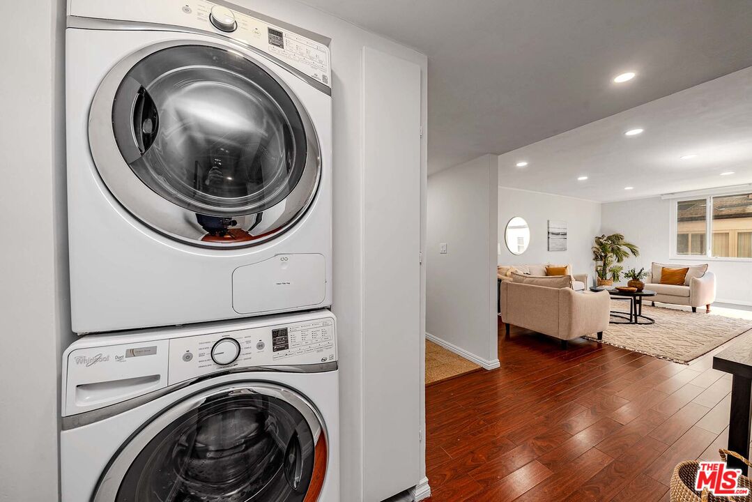 540 Kelton Ave Unit: 105