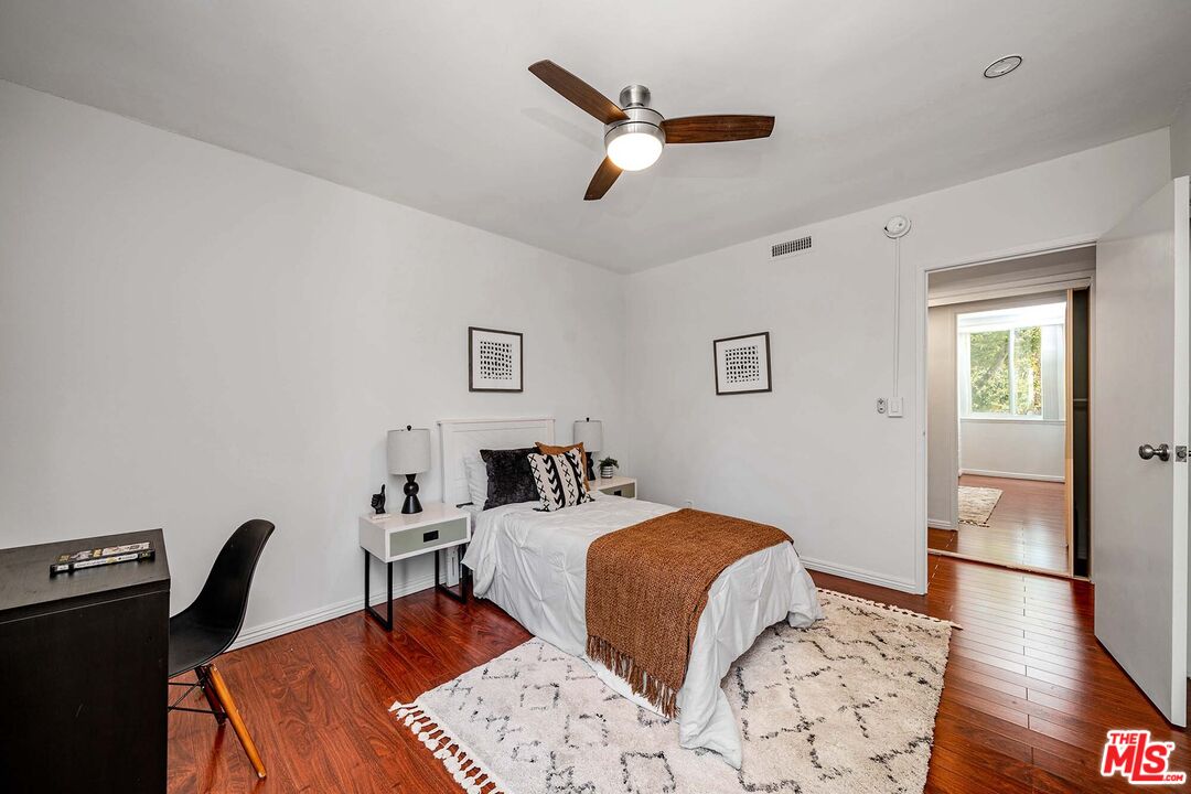 540 Kelton Ave Unit: 105