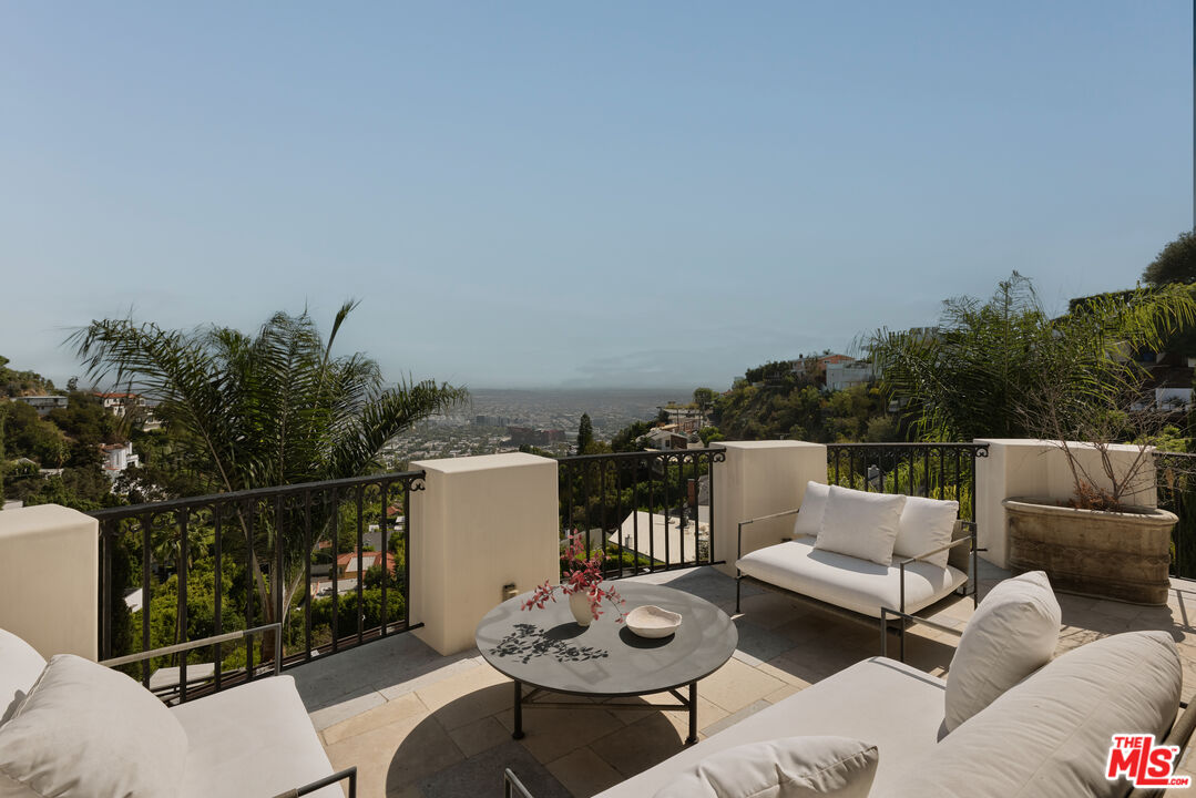 1588 Viewsite Dr