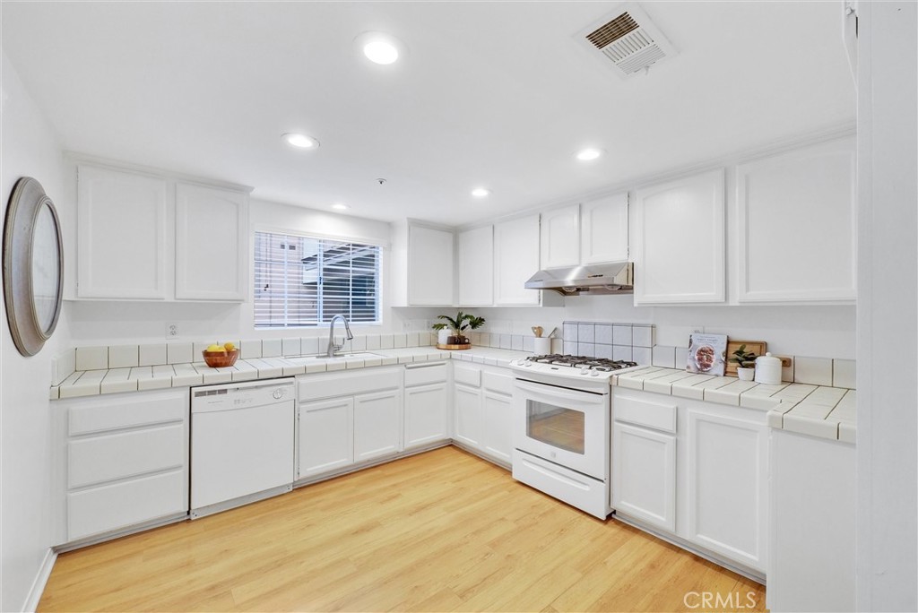 801 W Foothill Boulevard F