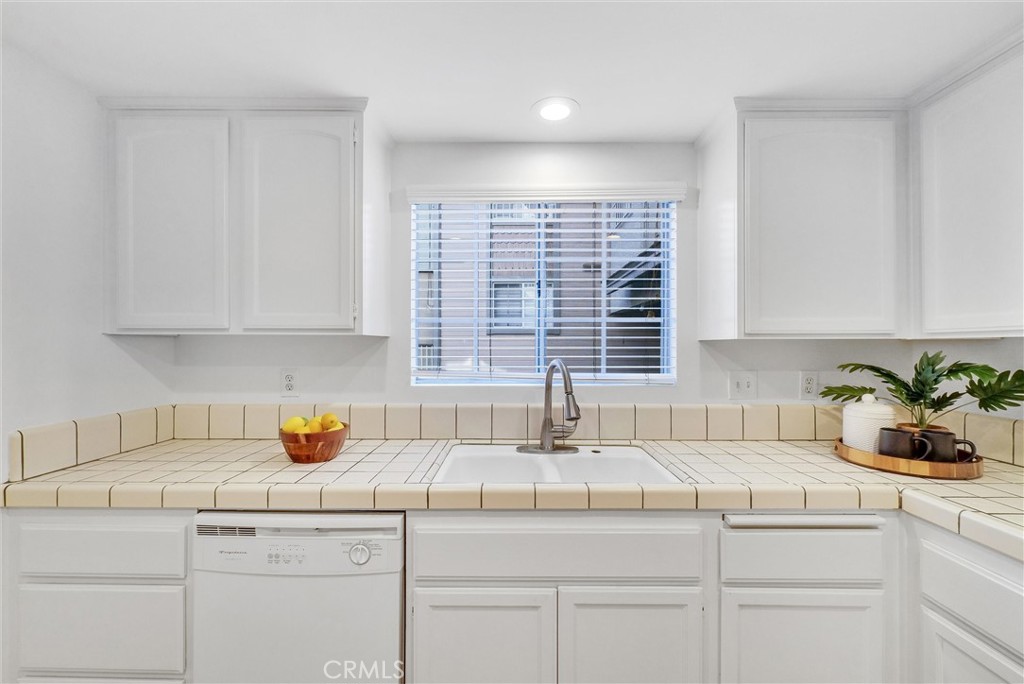 801 W Foothill Boulevard F