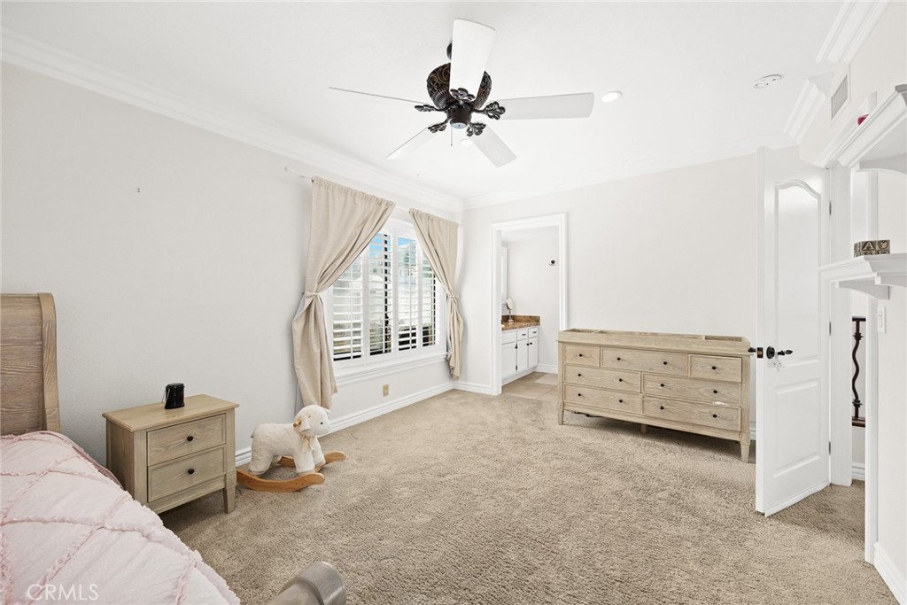 137 E Sierra Madre Boulevard E