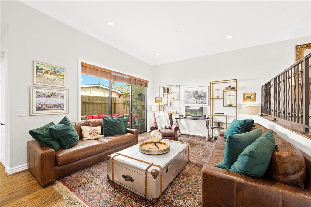 137 E Sierra Madre Boulevard E