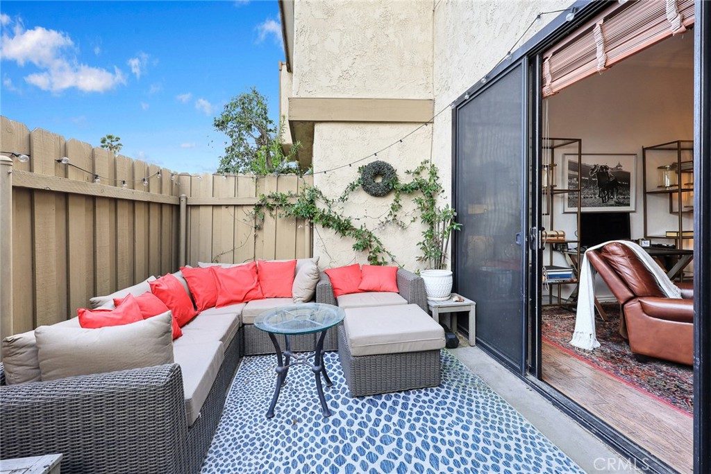 137 E Sierra Madre Boulevard E