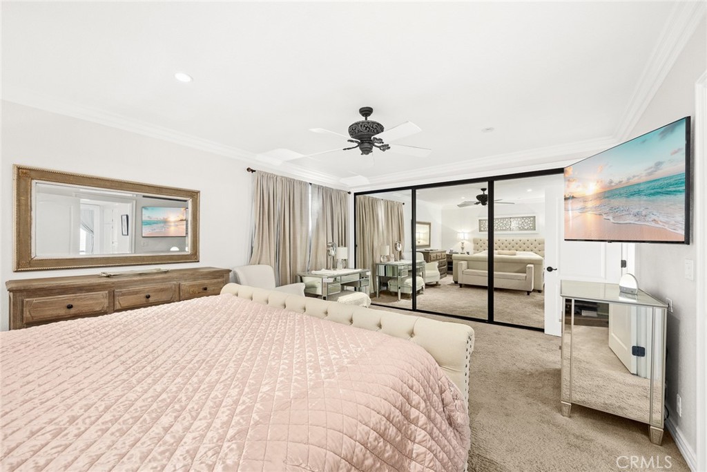 137 E Sierra Madre Boulevard E