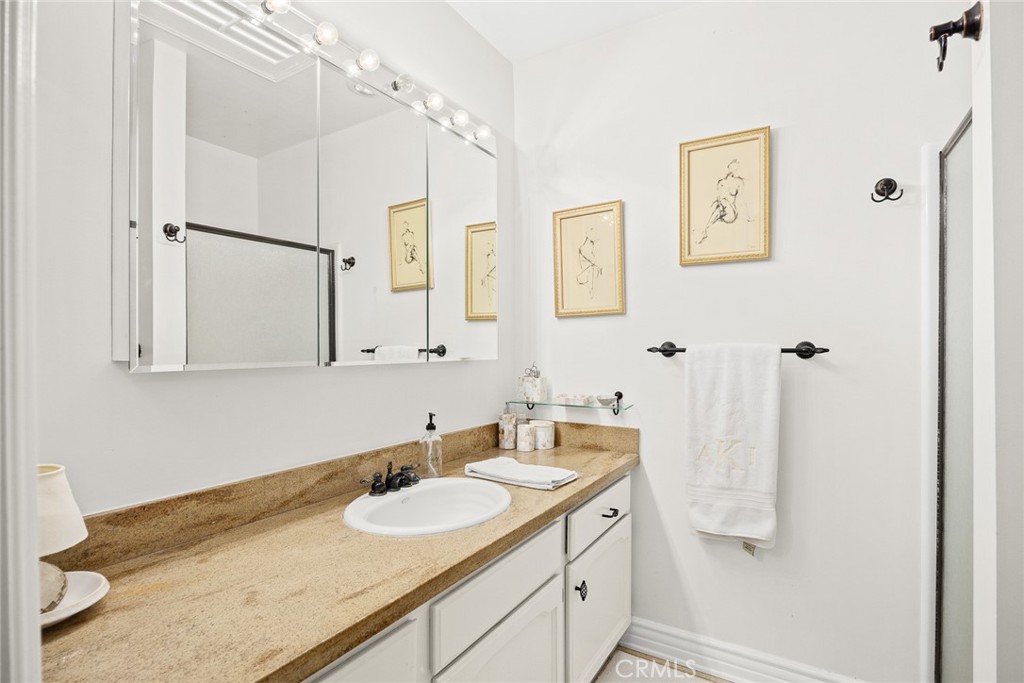 137 E Sierra Madre Boulevard E