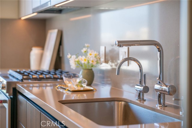 39 S Los Robles Unit: 5007