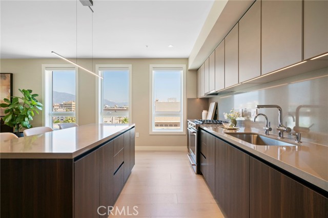 39 S Los Robles Unit: 5007