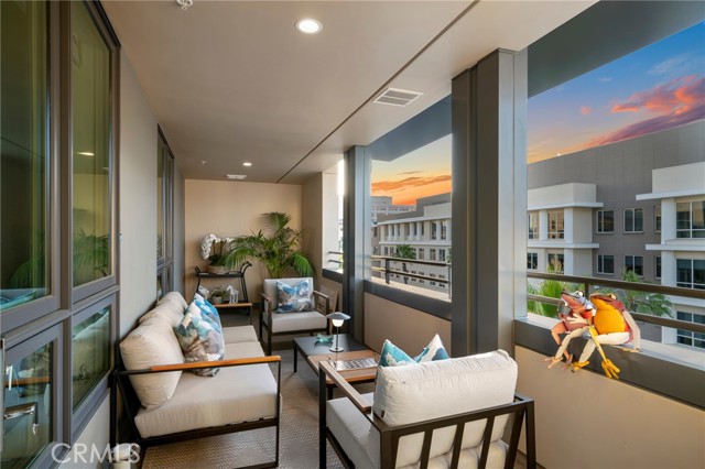 39 S Los Robles Unit: 5007