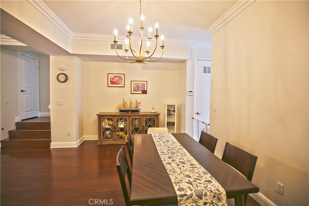 978 S Marengo Avenue 114