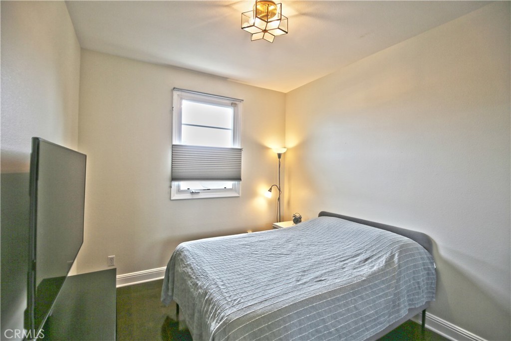 978 S Marengo Avenue 114