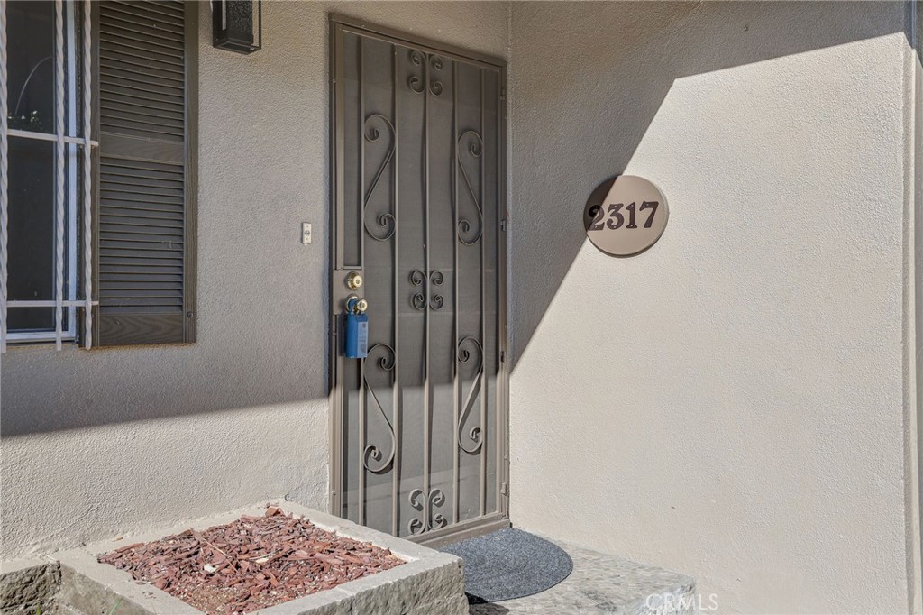 2317 Navarro Avenue
