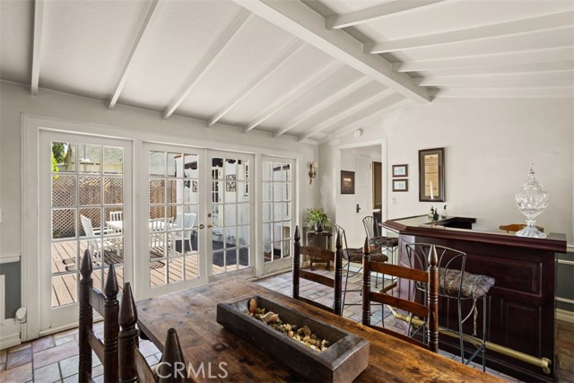 4928 Willowcrest Avenue