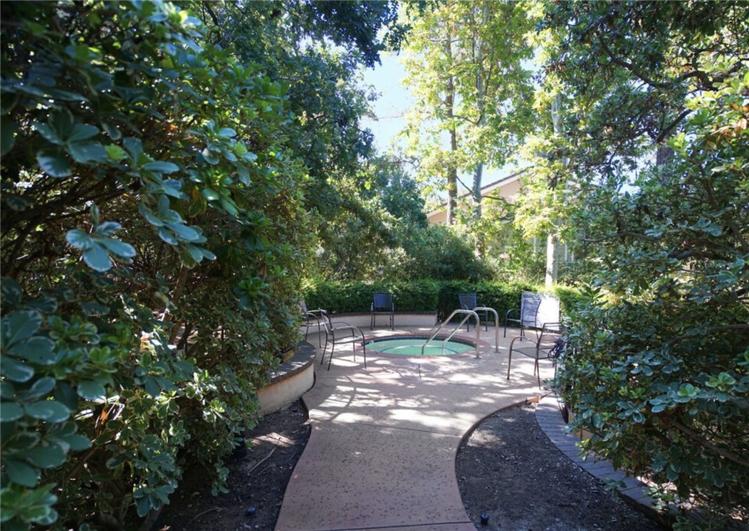 1074 Westcreek Lane