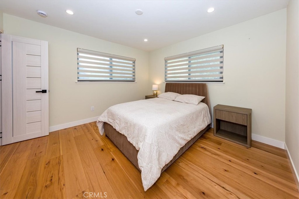 16901 Pineridge