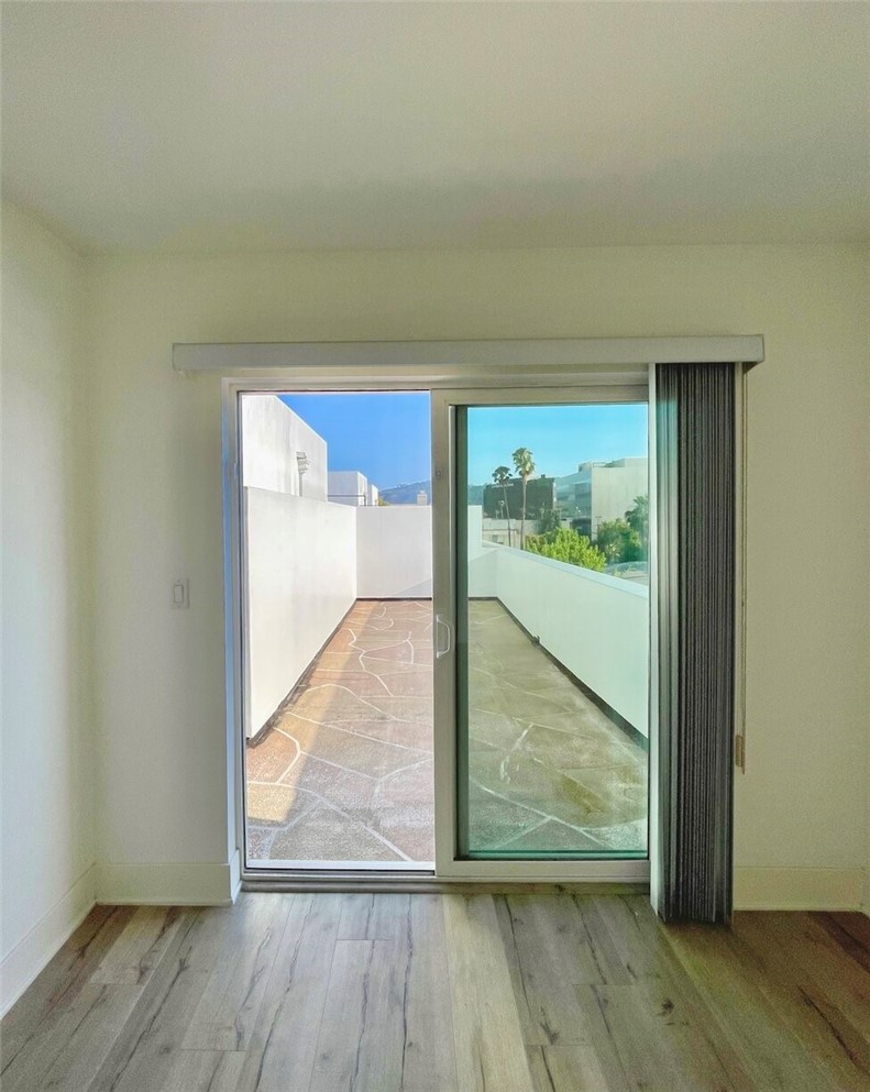 10844 Blix Street 101