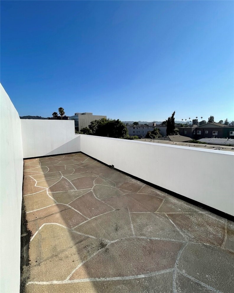 10844 Blix Street 101