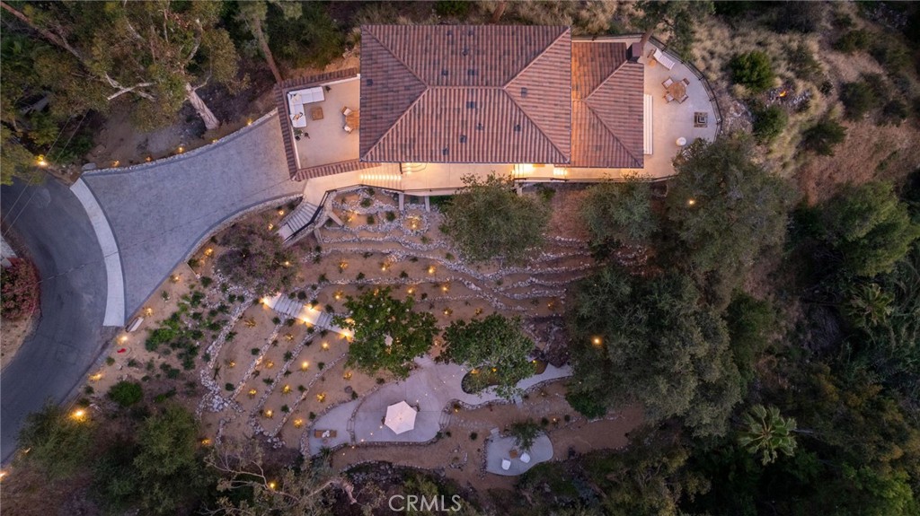 11111 Tujunga Canyon