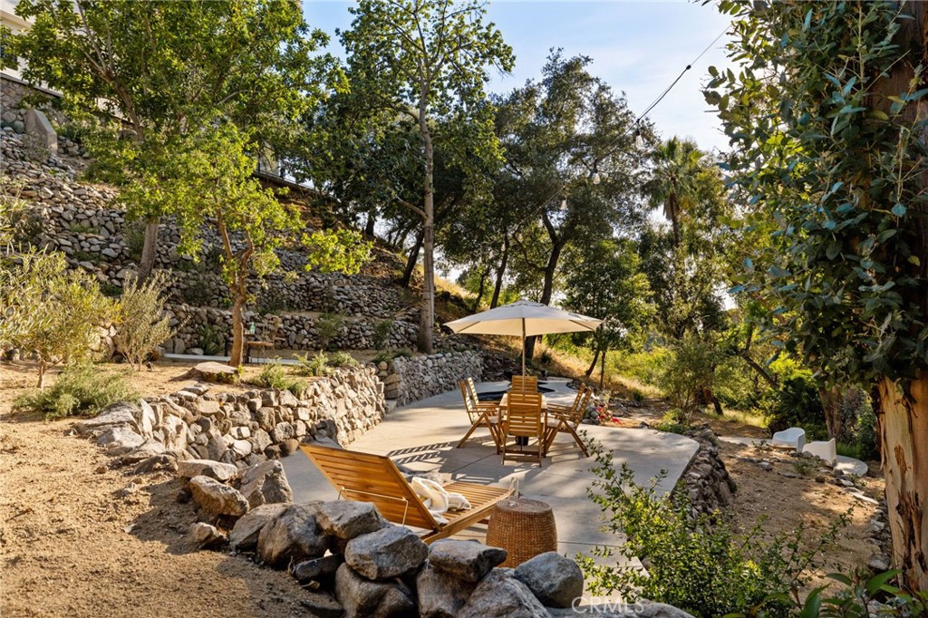 11111 Tujunga Canyon