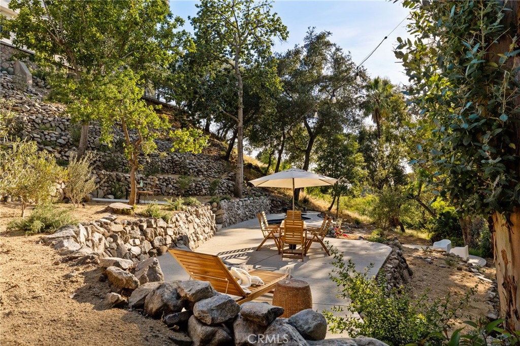 11111 Tujunga Canyon