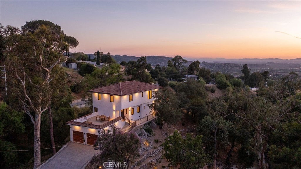 11111 Tujunga Canyon