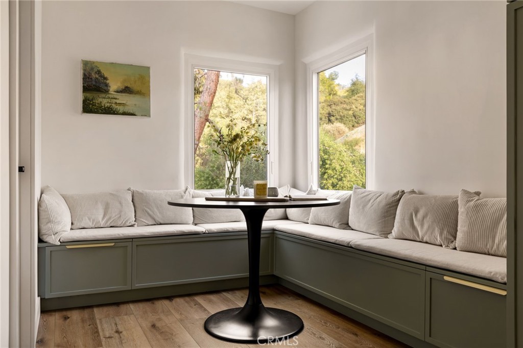 11111 Tujunga Canyon