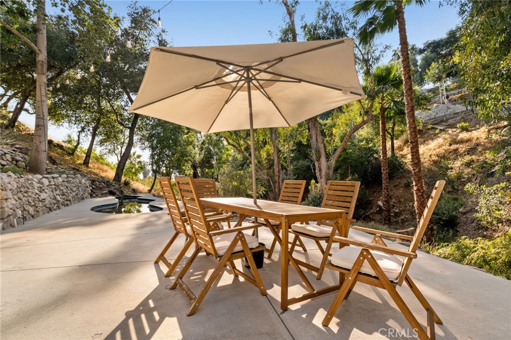11111 Tujunga Canyon