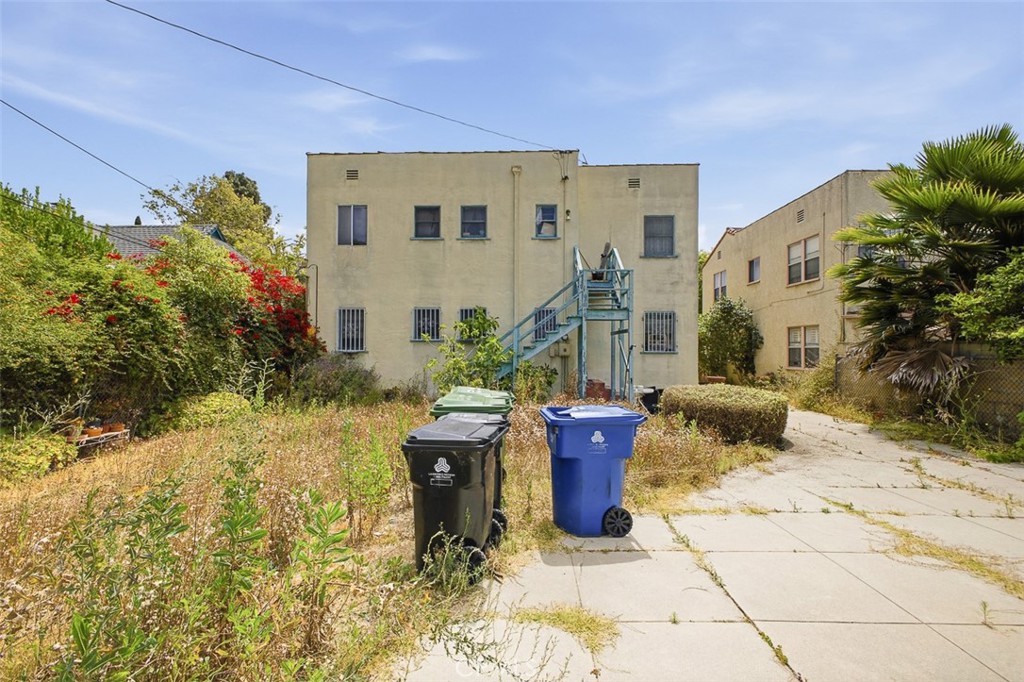 1259 S Orange Drive