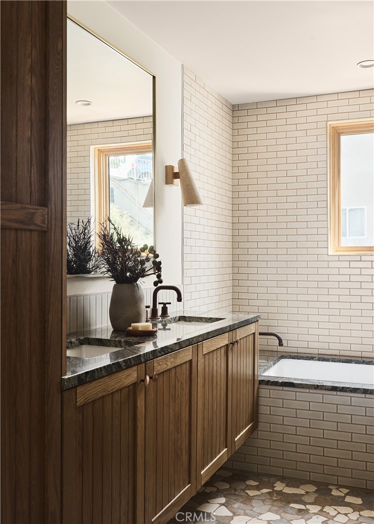 2740 Chadwick Circle