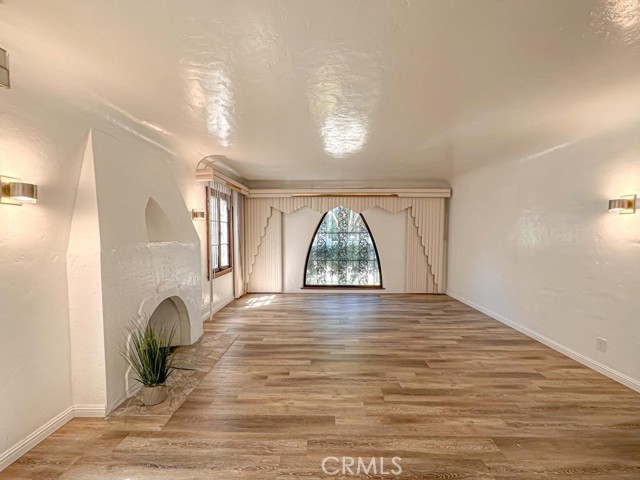 2610 W 43rd PL