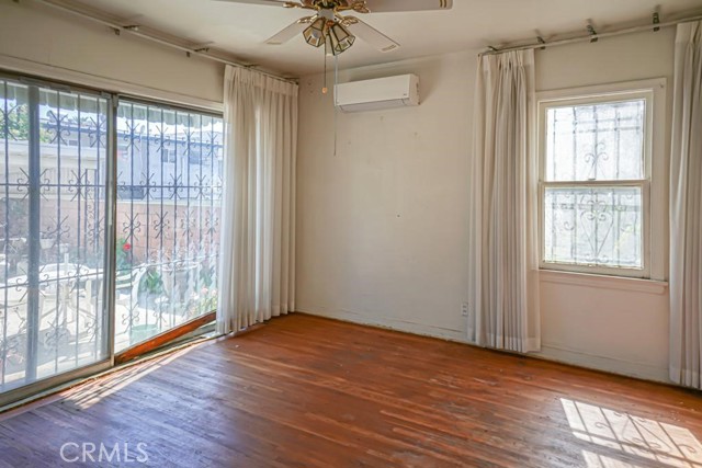 2610 W 43rd PL