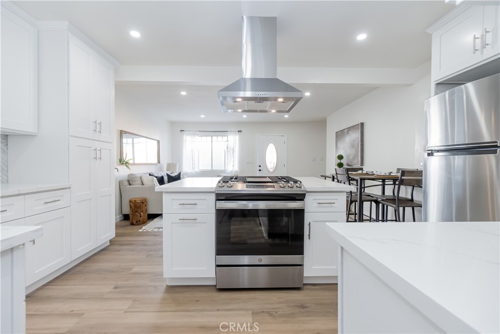 13272 Meyer Road