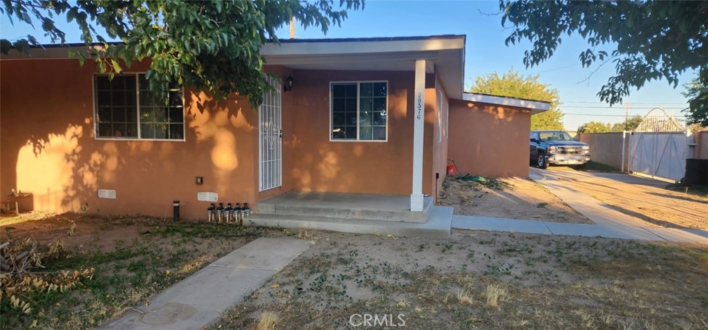 38576 Friendly Avenue