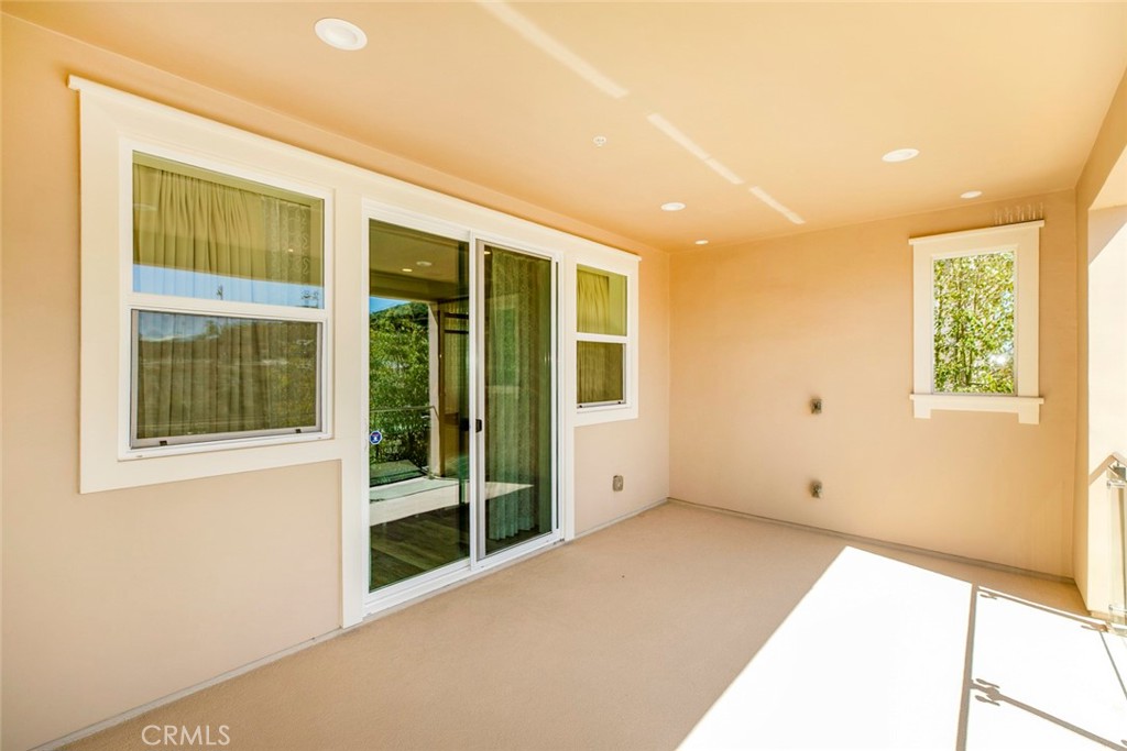 20512 W Esmerelda Lane