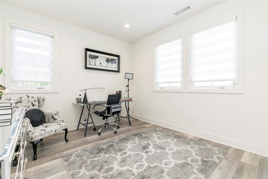 20512 W Esmerelda Lane