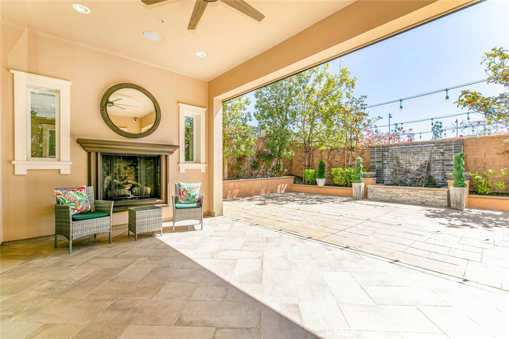 20512 W Esmerelda Lane