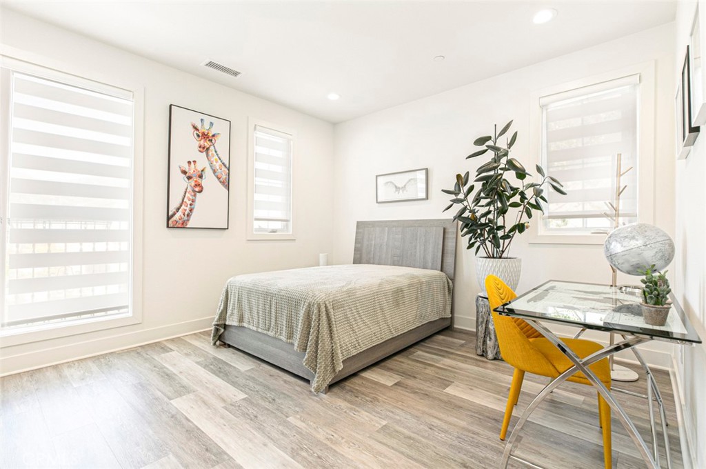 20512 W Esmerelda Lane