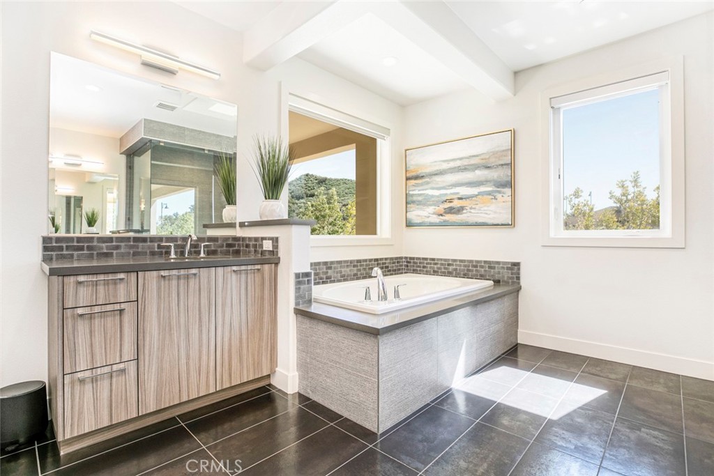 20512 W Esmerelda Lane